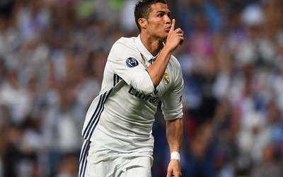 小鸟体育热评-帕奎塔红牌下场球队惨遭翻盘